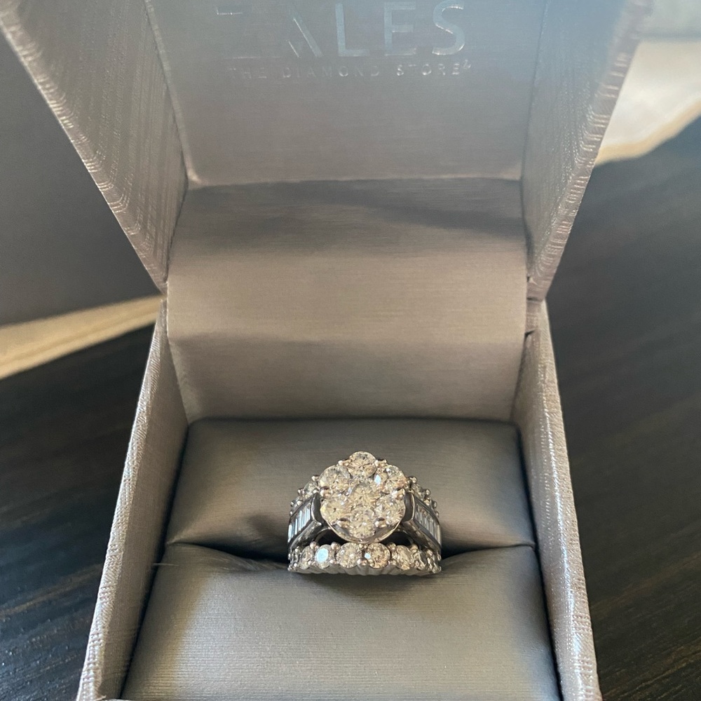 Zales | 4 carat Diamond Ring